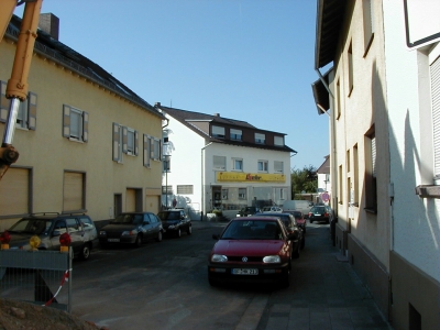 HÃ¼gelstraÃŸe
Keywords: Dietzenbach Rundgang Spaziergang Sommer HÃ¼gelstraÃŸe