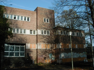 Keywords: Kassel Bettenhausen Hallenbad Ost Ruine Hallenbad-Ost