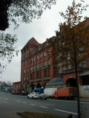 Keywords: Kassel Bettenhausen Kulturfabrik Heinrich Salzmann Ruine Textilfabrik Fabrik Diskothek Disco Stammheim Techno-Club Techno Club SandershÃ¤user StraÃŸe